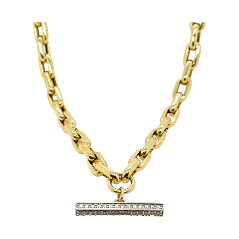 OVAL LINK CHAIN WITH DIAMOND TOGGLE