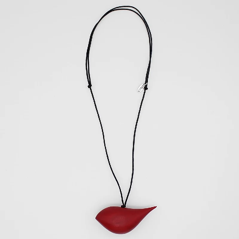 Red Robin Pendant Necklace