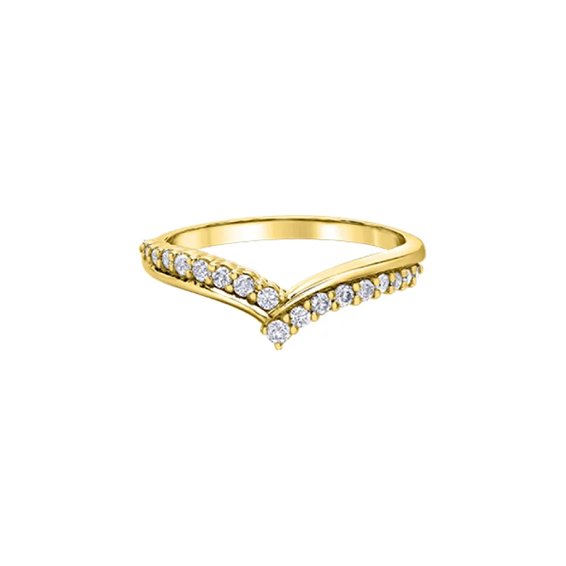 030472 10KT Yellow Gold .21CT TW Diamond Ring