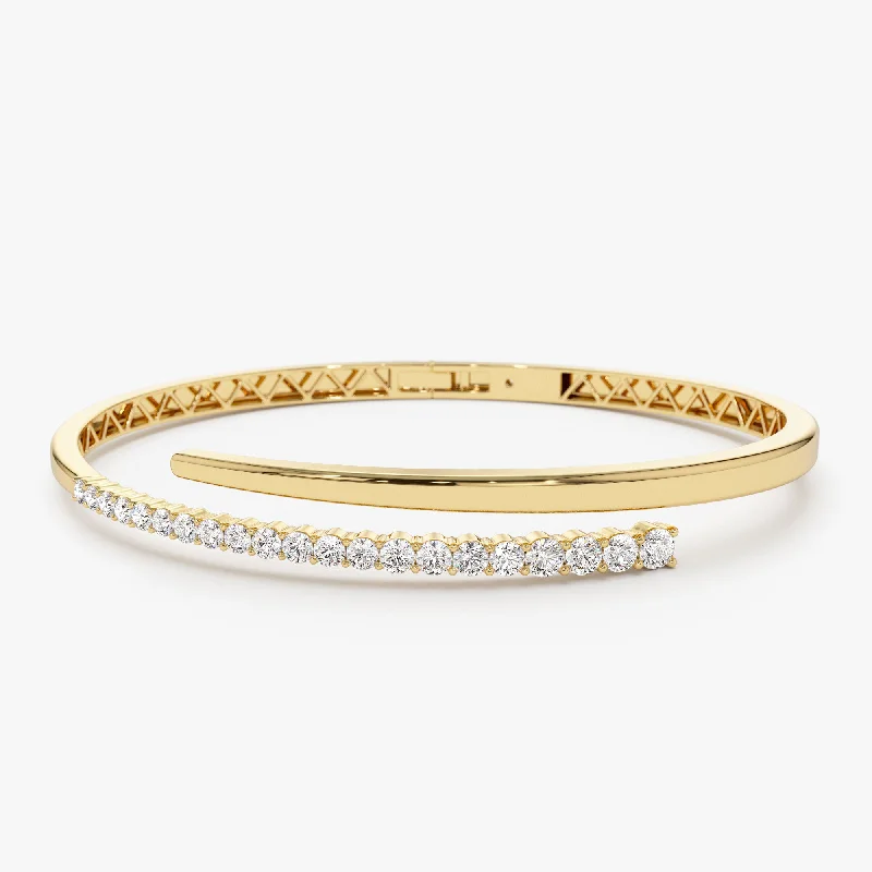 14K Cross Over Graduating Diamond Bangle