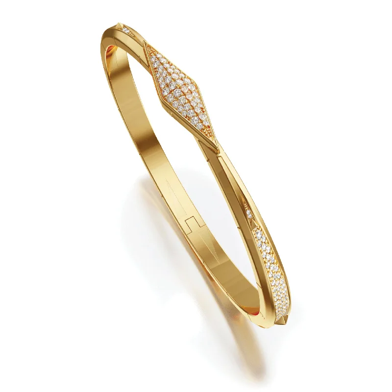 “Points North” 18K Yellow Gold Pavé Diamond Cuff